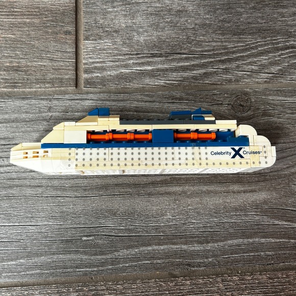 Celebrity Cruises Lego Replica Model Ship‎ Souvenir Collectible Toy Gift - Picture 3 of 3